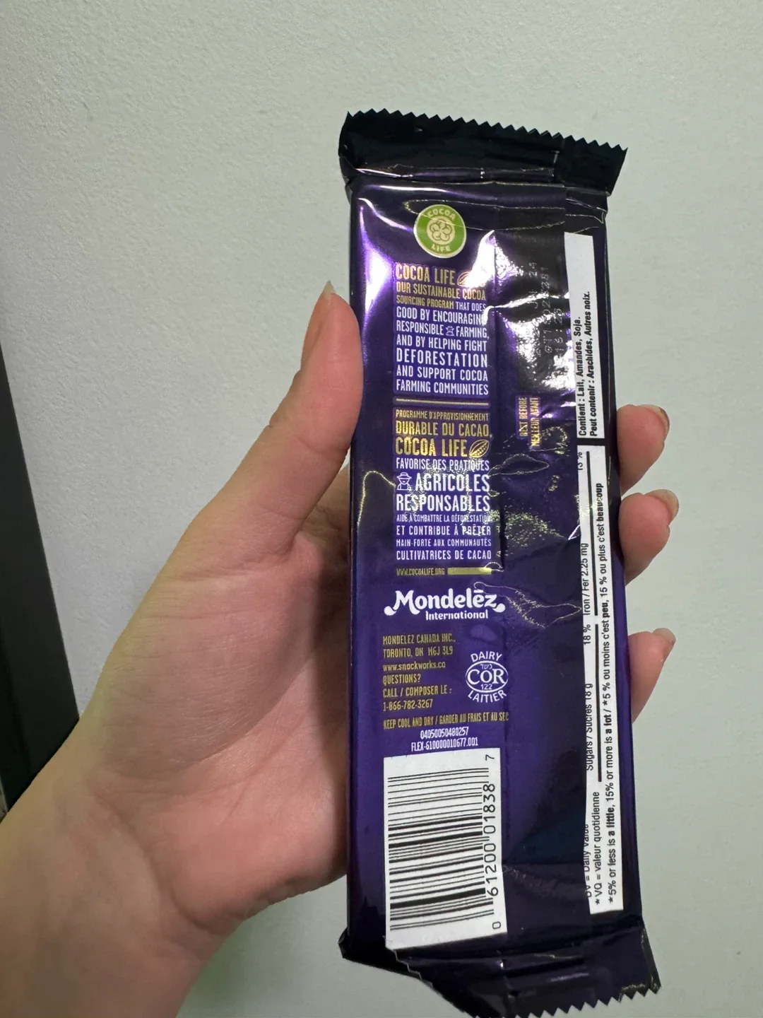 Clothing bundle + FREE Chocolate Bar image indicator(6)