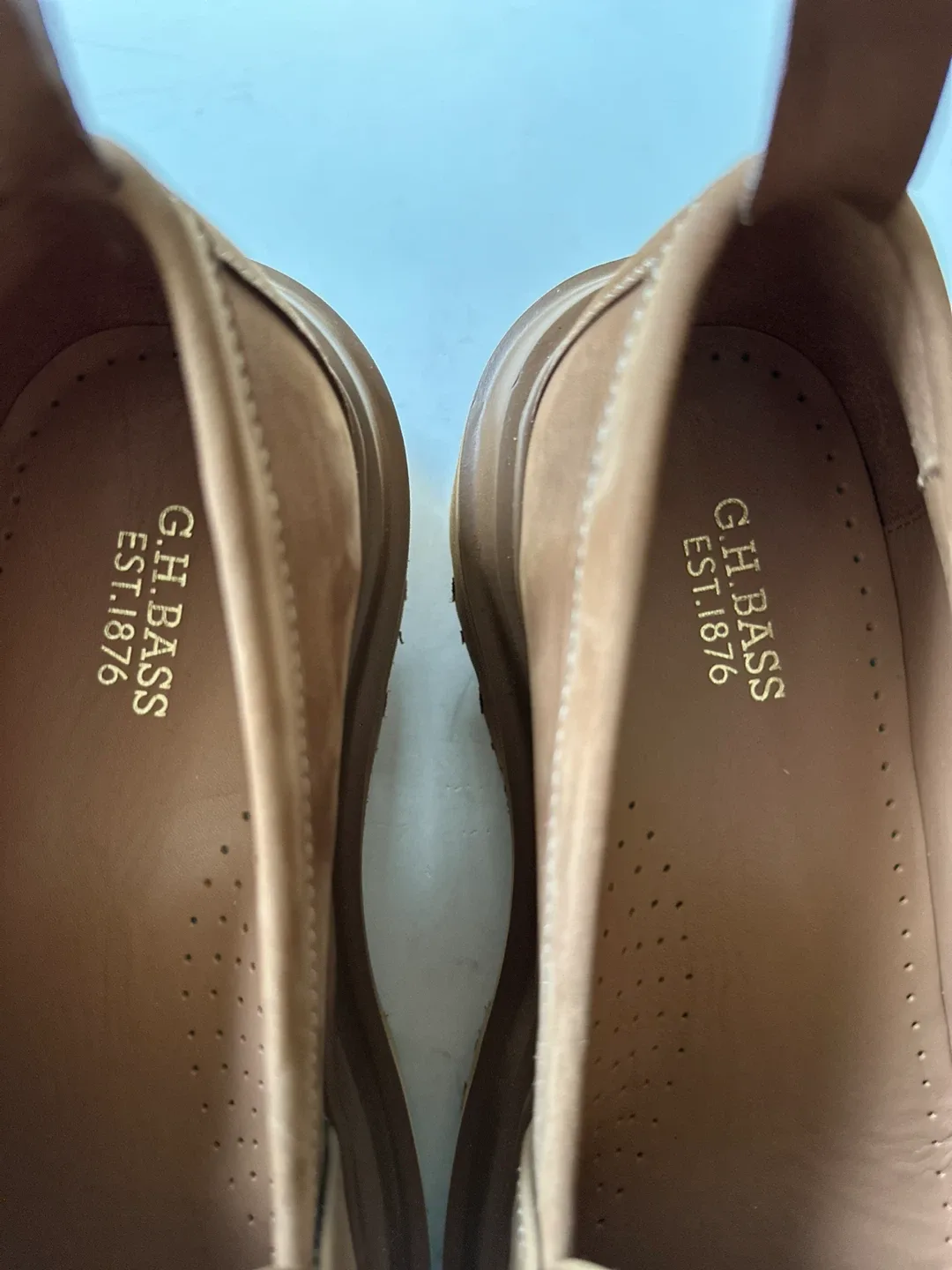 NEW!  G.H. Bass  Leather Lug Loafers Size EUR 39/ US 8-8.5 image indicator(7)