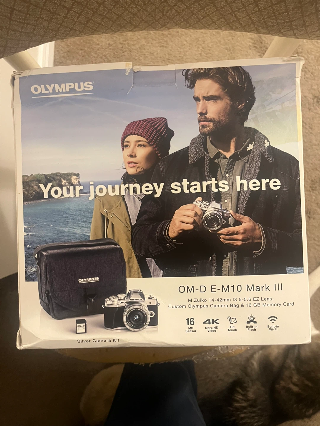 Olympus OM-D E-M10 Mark III Silver Camera Kit