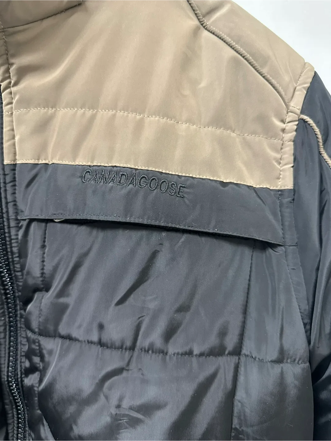 Canada Goose Puffer Jacket - Black & Tan image indicator(4)