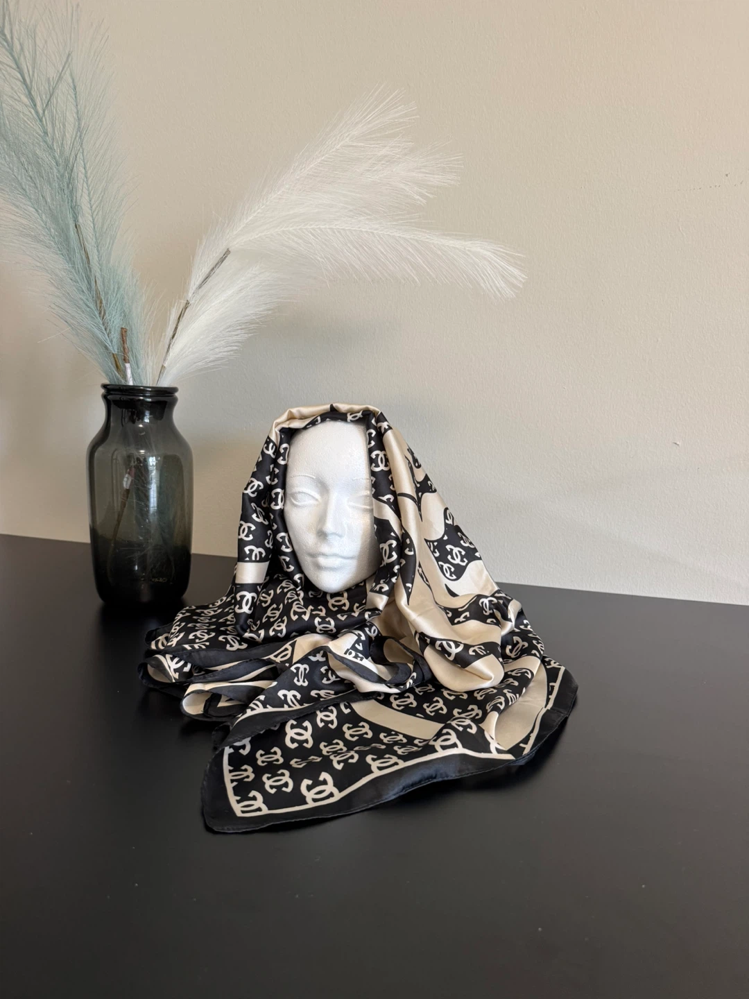 Laimizz Fashion Scarf - Classic Black & Beige - photo 2