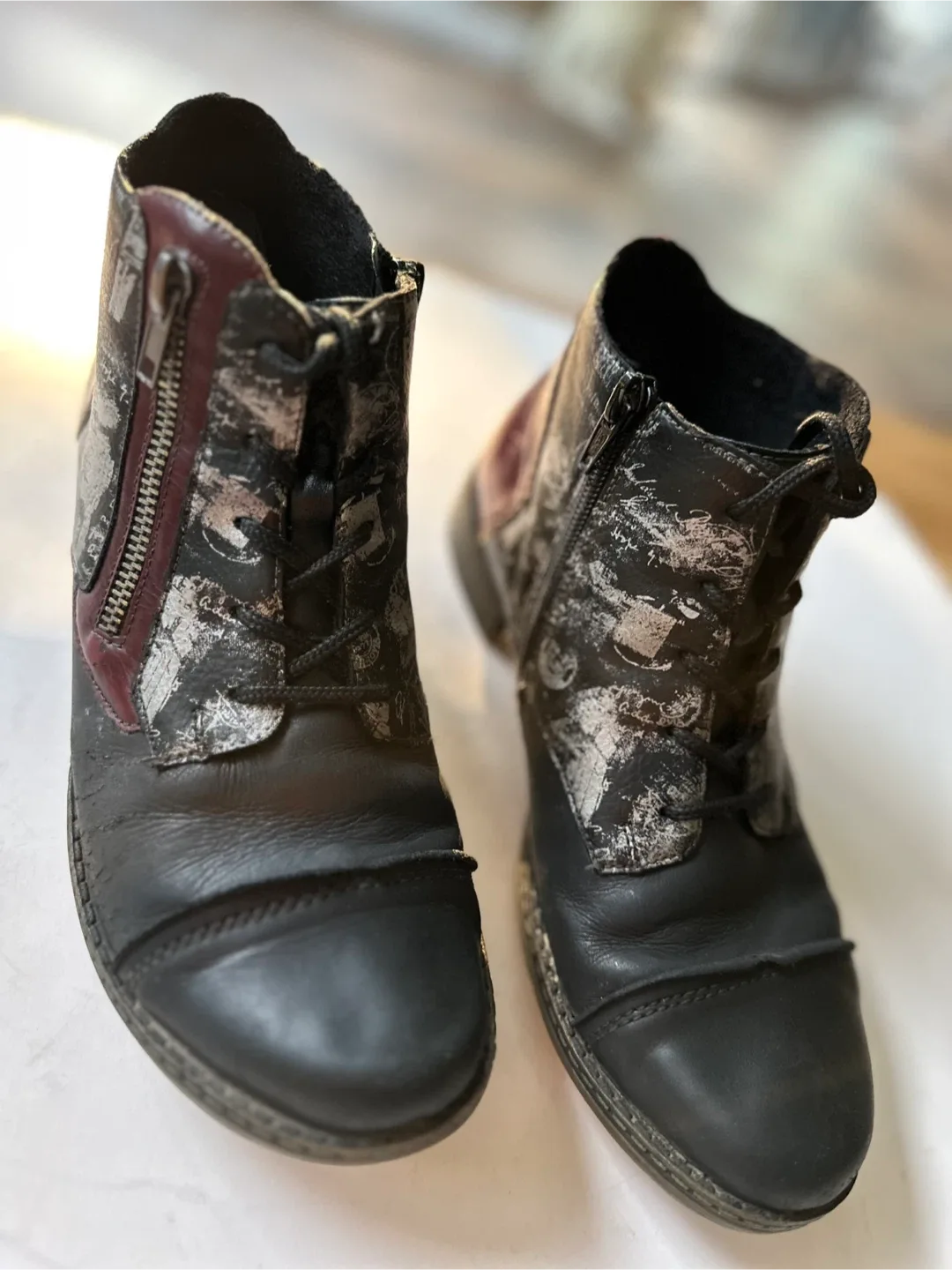 REMONTE  Leather Ankle Boots Size EUR 38/ US 8-8.5 image indicator(2)