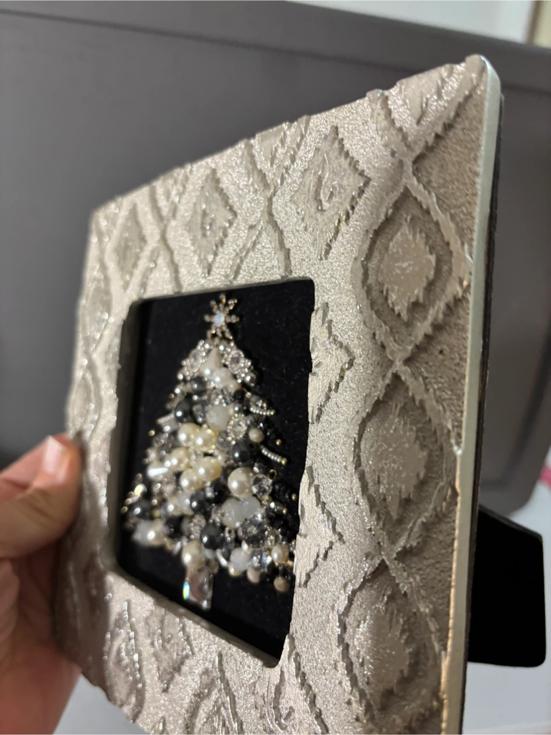 Framed Beaded Christmas Tree Art - photo 4