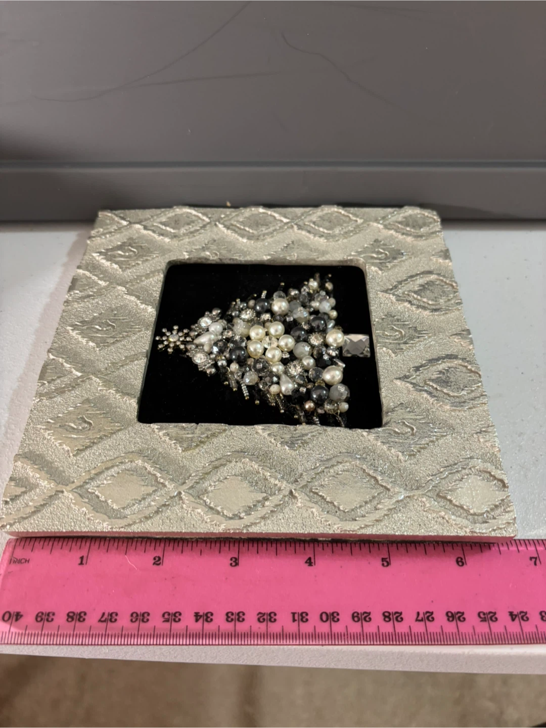 Framed Beaded Christmas Tree Art - photo 2