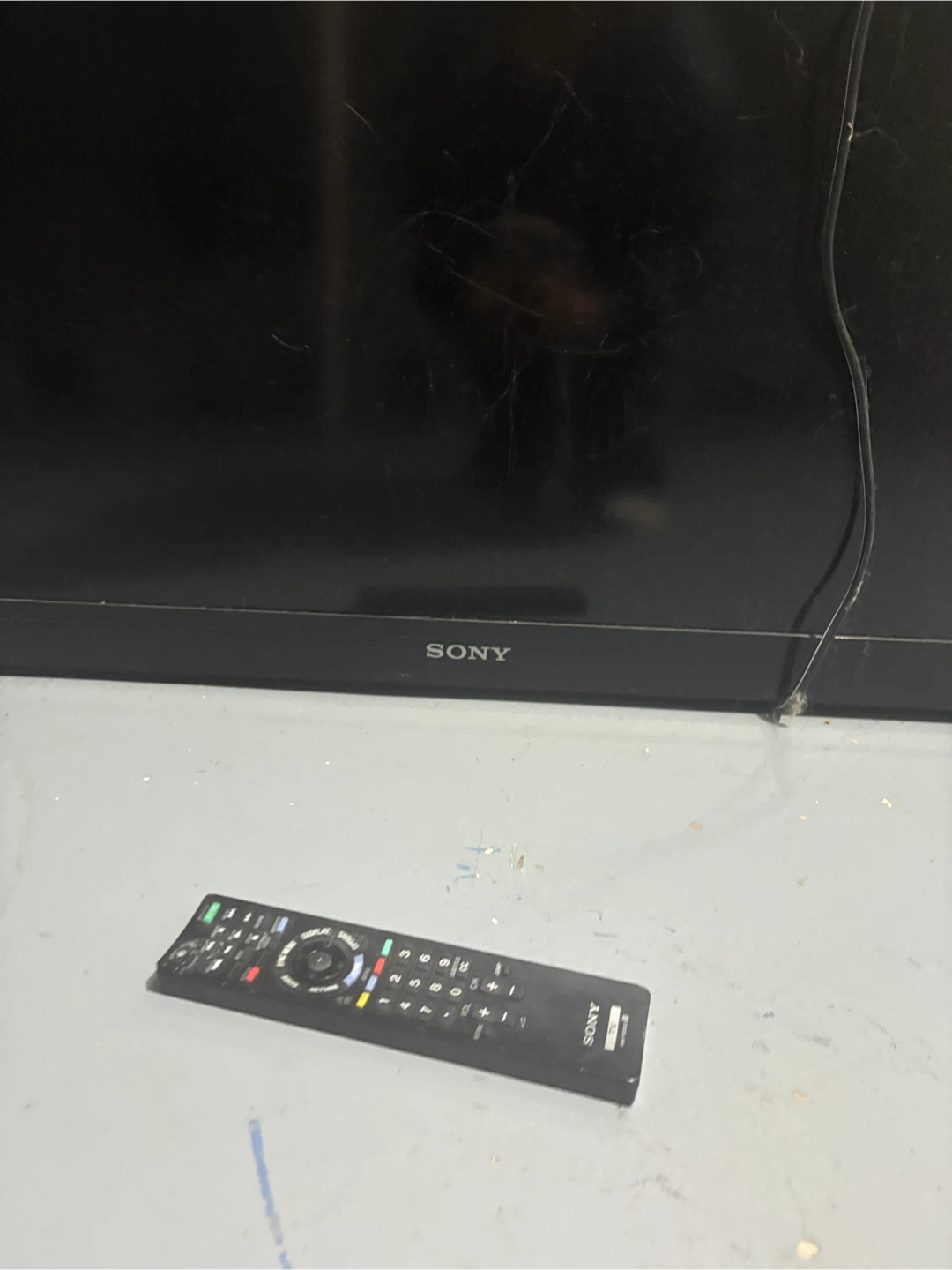 Sony Bravia KDL-40BX420 40" LCD TV - photo 2