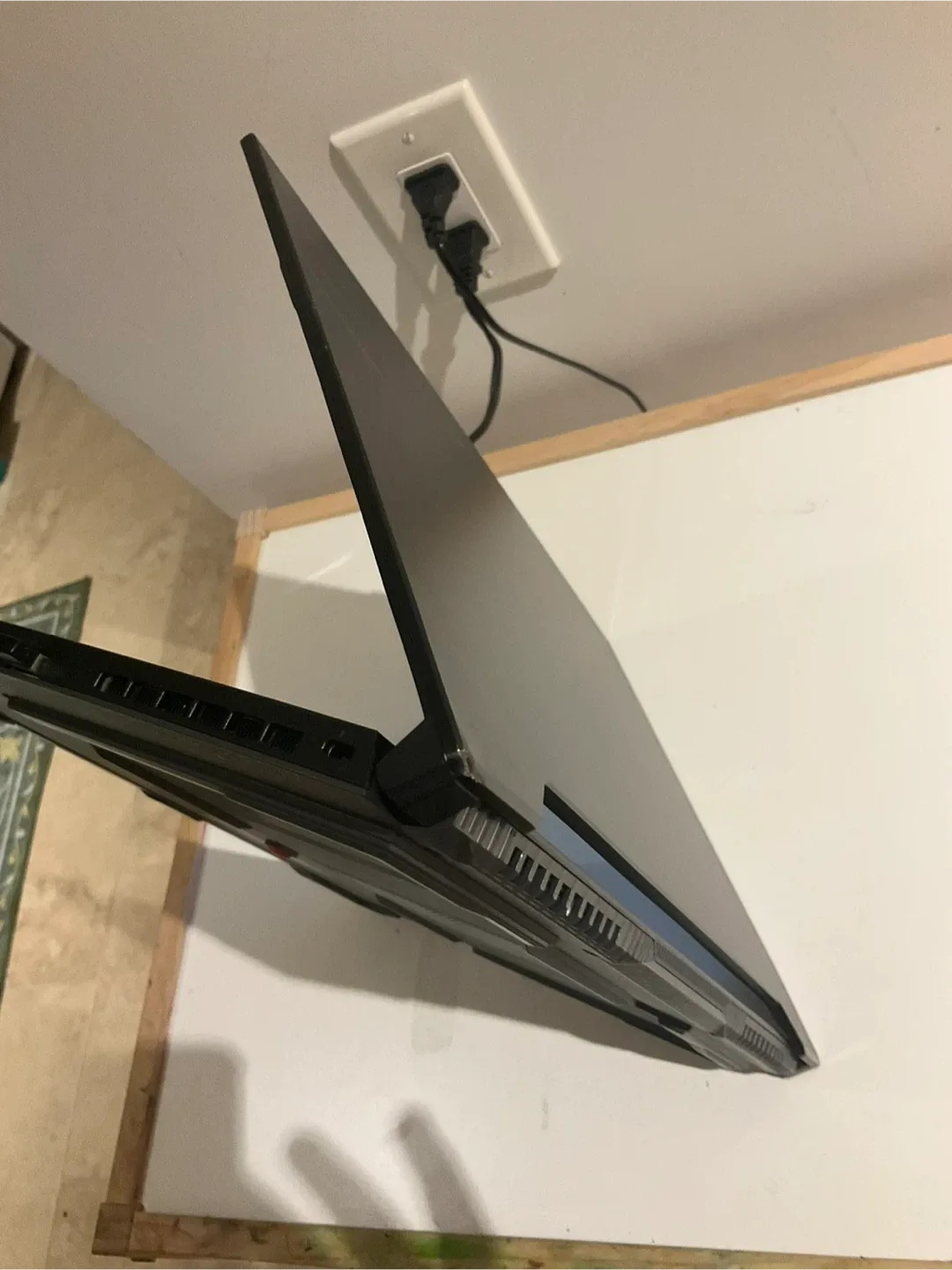 ASUS TUF Dash 15 FX517ZM Laptop image indicator(5)