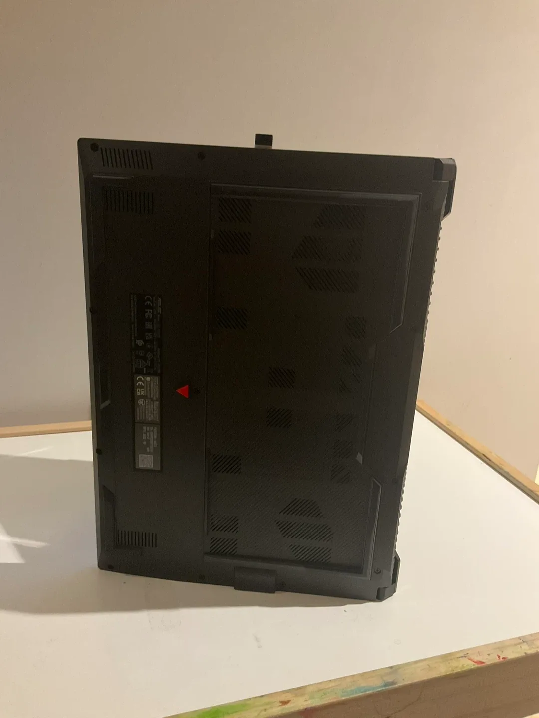 ASUS TUF Dash 15 FX517ZM Laptop image indicator(4)