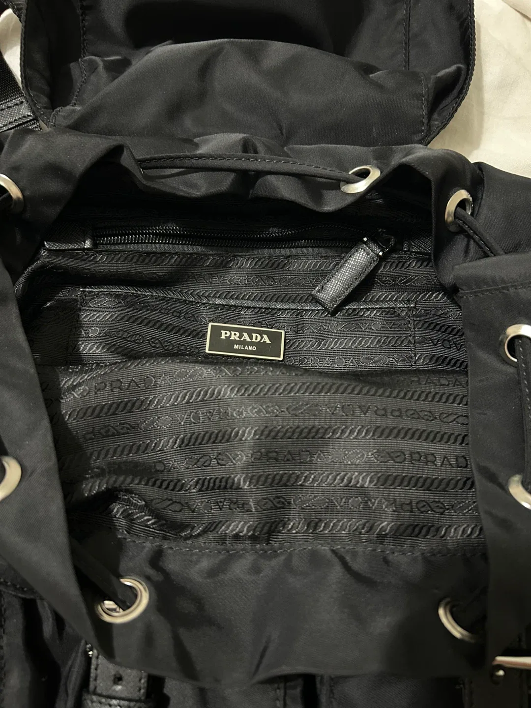 Black Nylon Backpack image indicator(5)