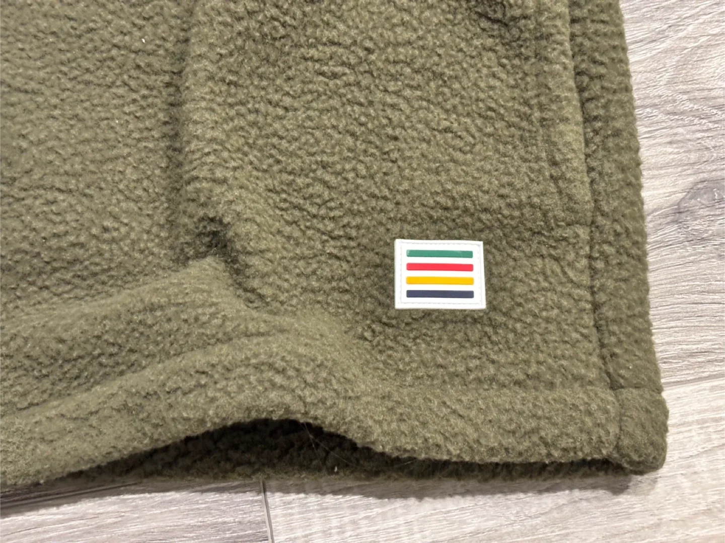 NEW Hudson’s Bay Stripes Fleece Shirt Jacket - Size S (unisex) image indicator(4)