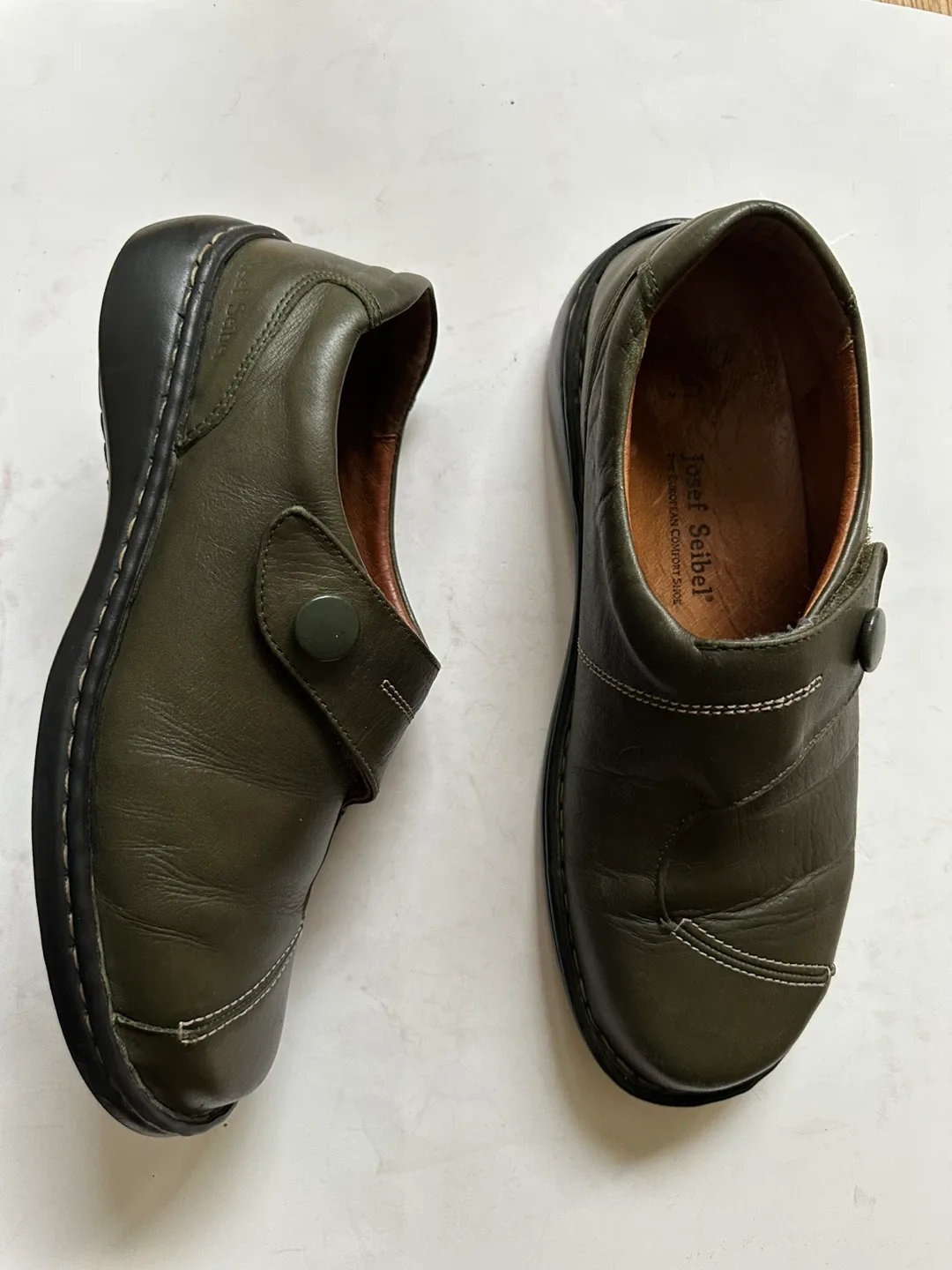 Josef Seibel Leather  Shoes - Olive Green Size EUR 40/ US 9-9.5 image indicator(5)