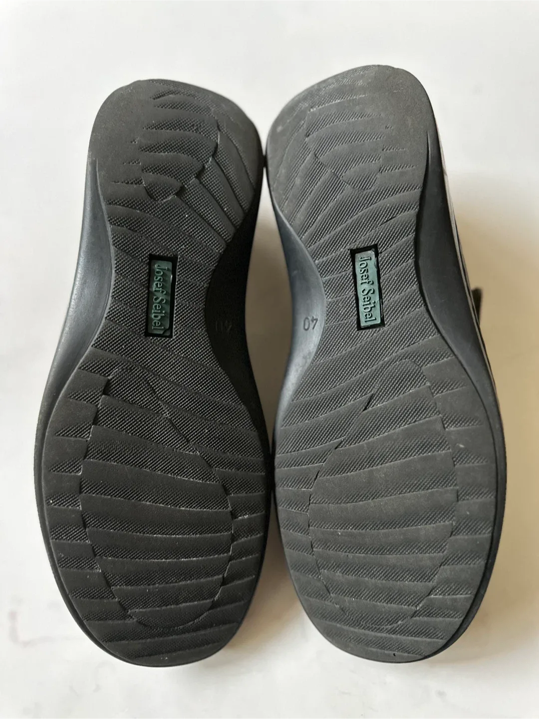 Josef Seibel Leather  Shoes - Olive Green Size EUR 40/ US 9-9.5 image indicator(7)