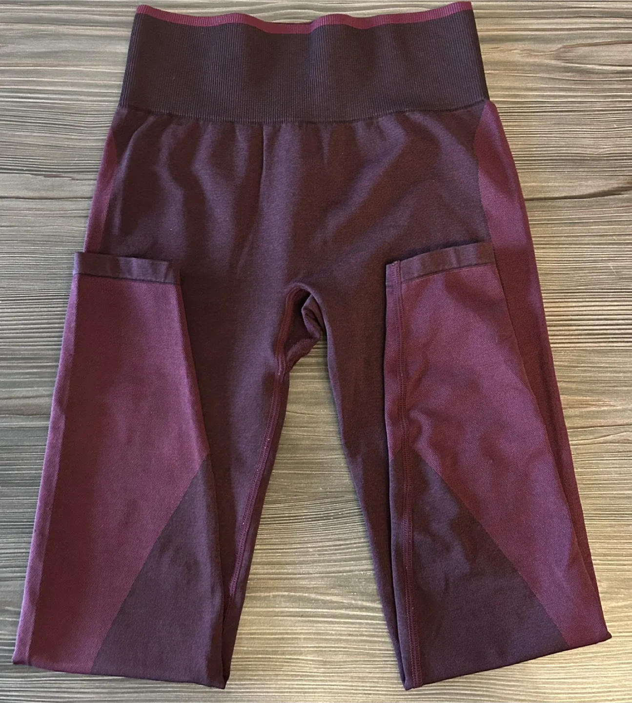 PINK Victoria's Secret Leggings image indicator(2)