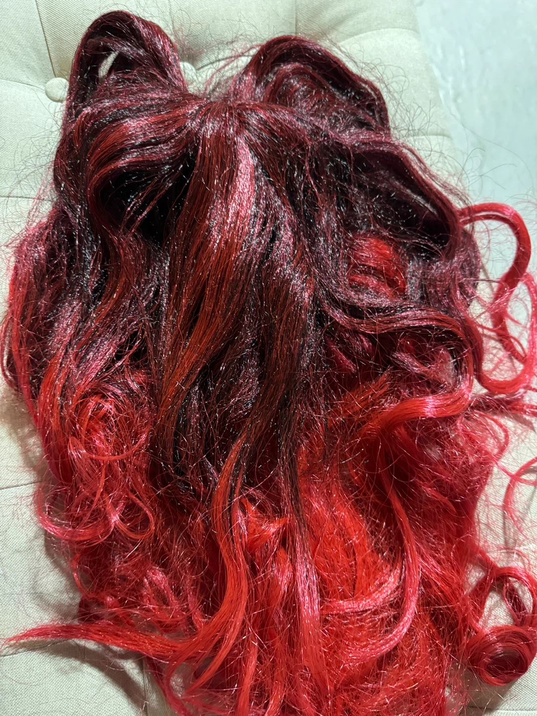 Red & Black Wig - photo 2