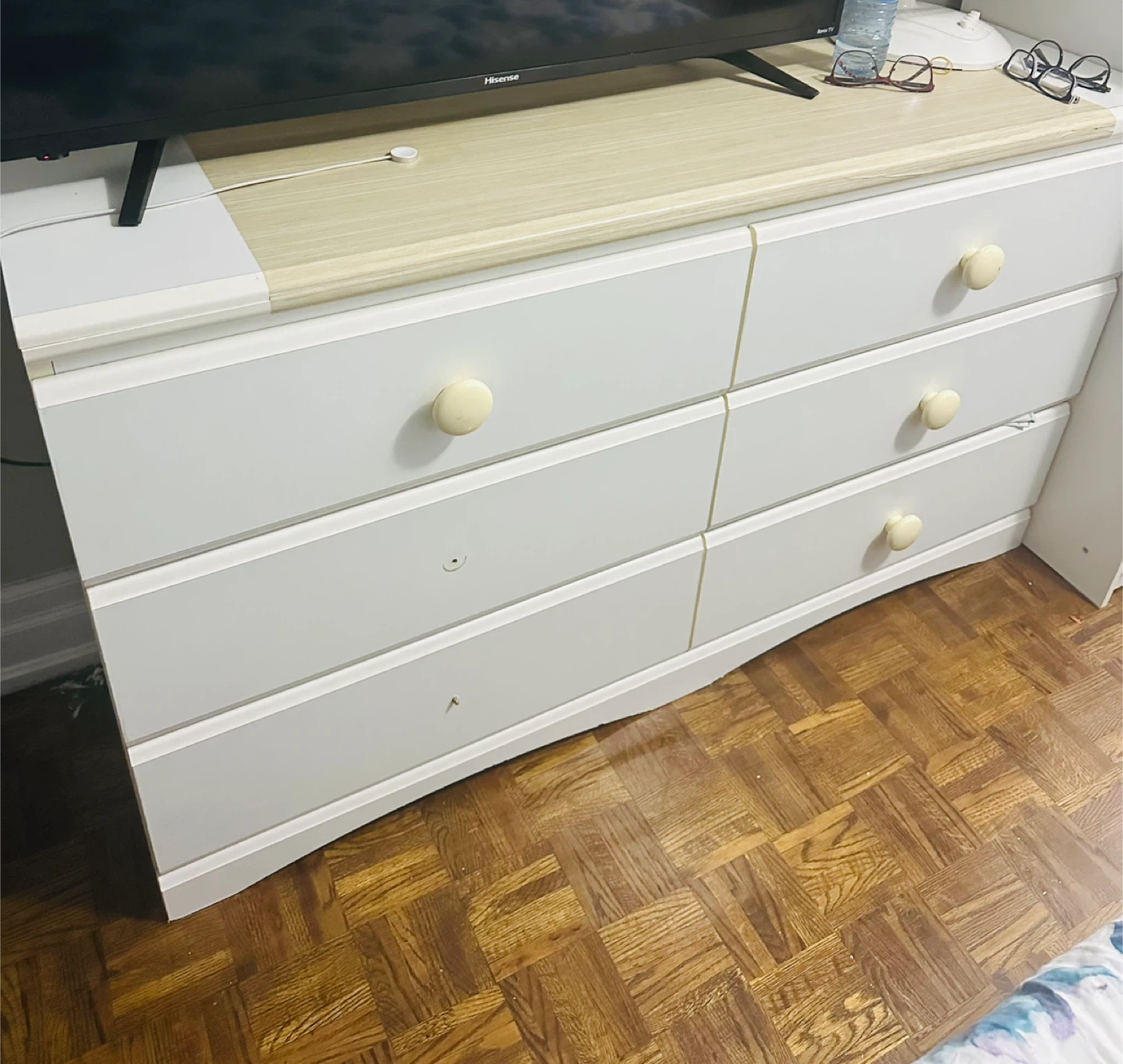 Moving Sale- White 6-Drawer Dresser