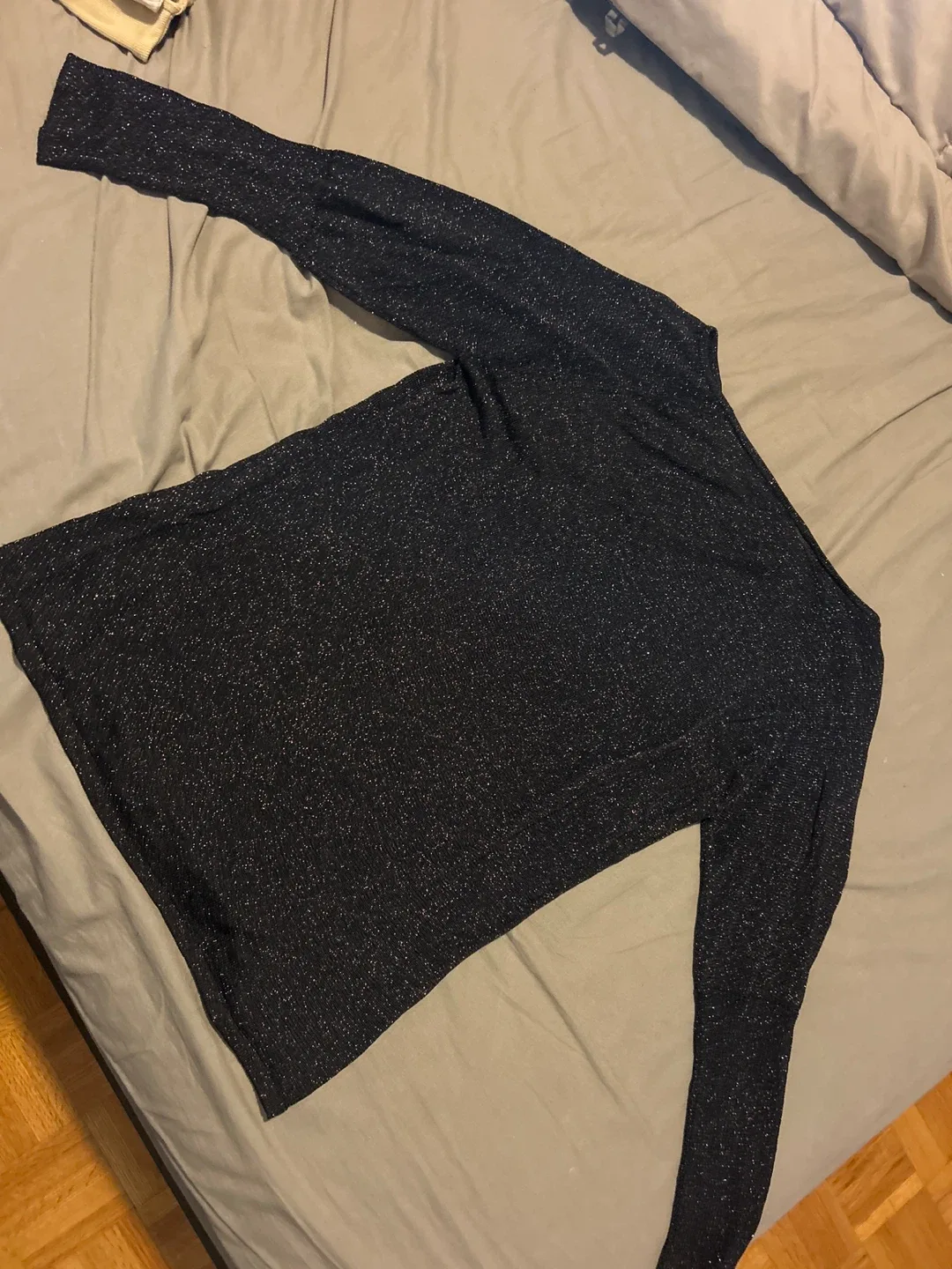 Jacob XL/TG Sparkly Long Sleeve Top image indicator(3)