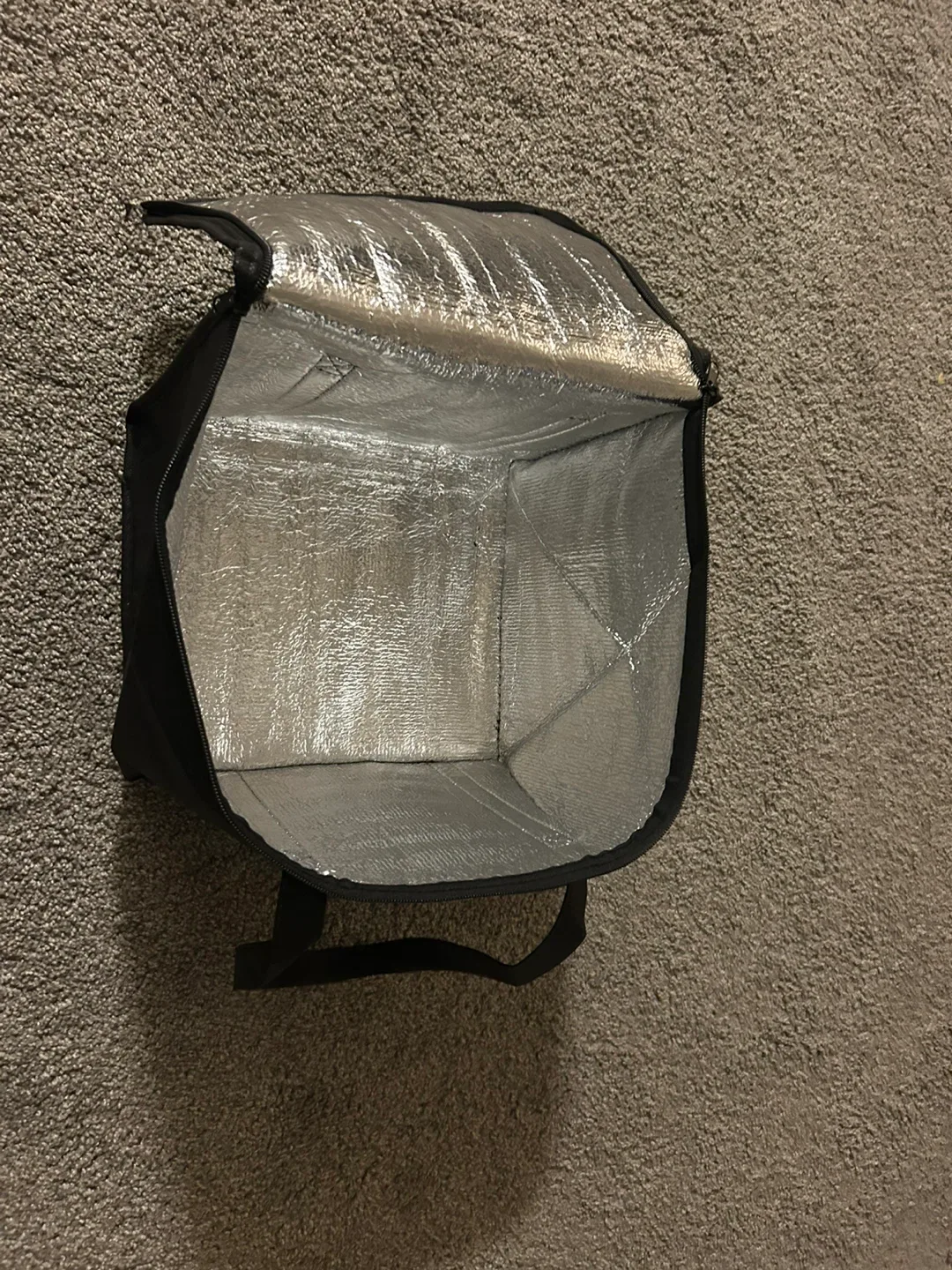 Black Insulated Lunch Bag image indicator(2)