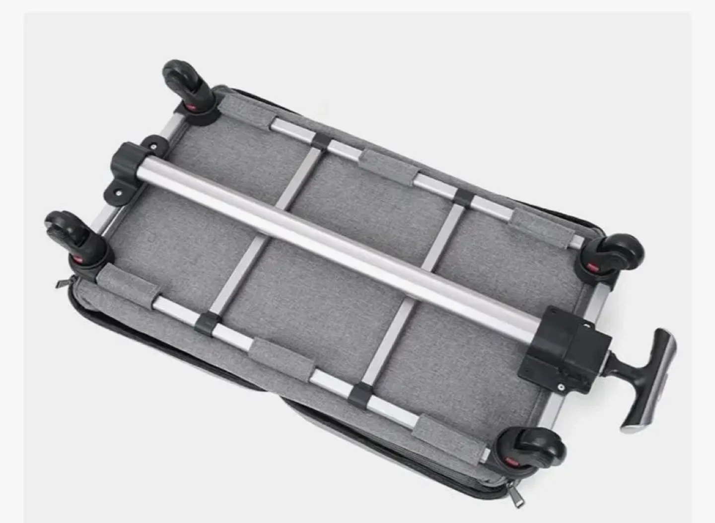 Pet Carrier with Wheels - Grey image indicator(6)