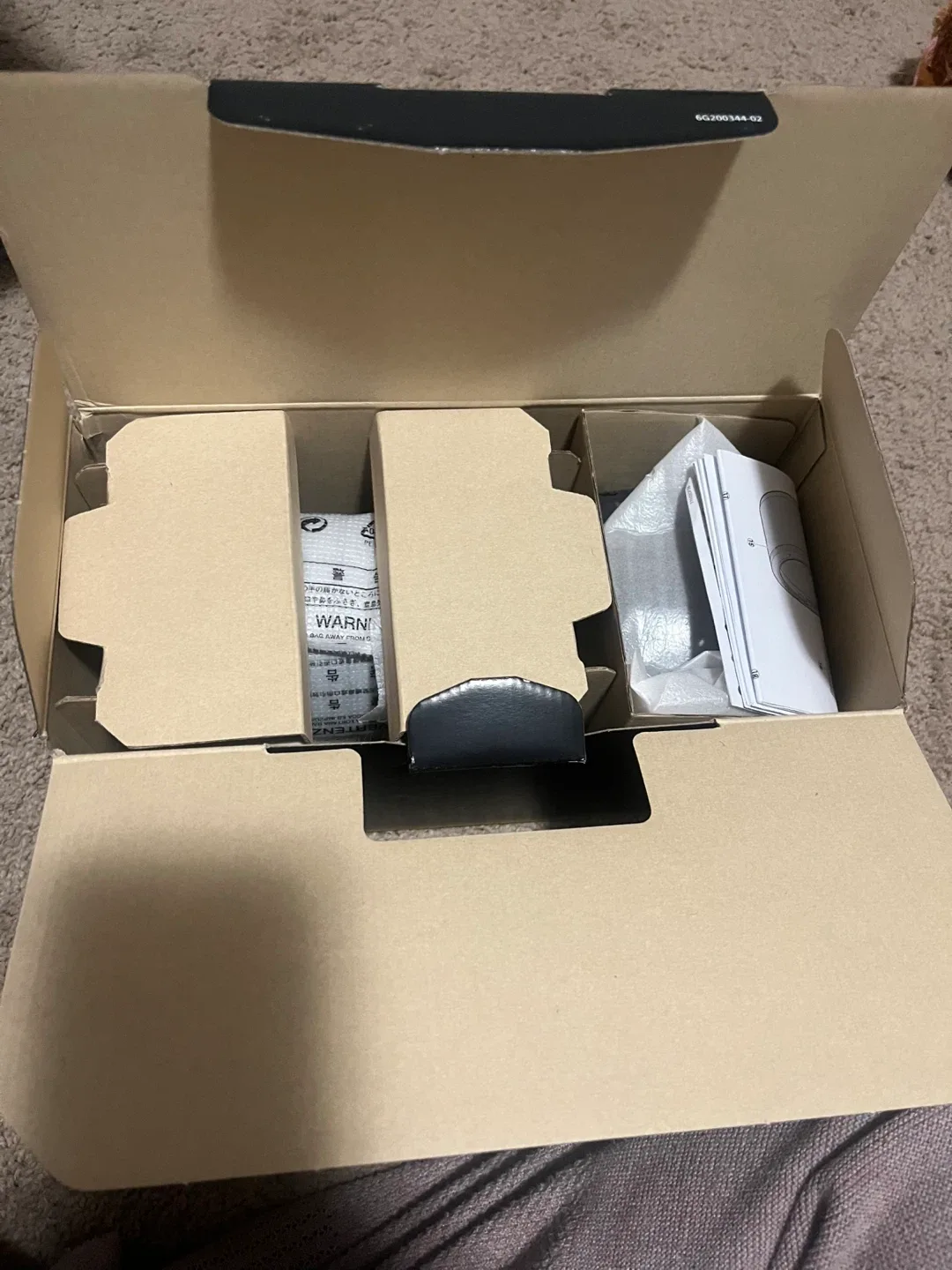 Nikon Nikkor Z MC 105mm f/2.8 VR S Macro Lens - Like New! image indicator(6)