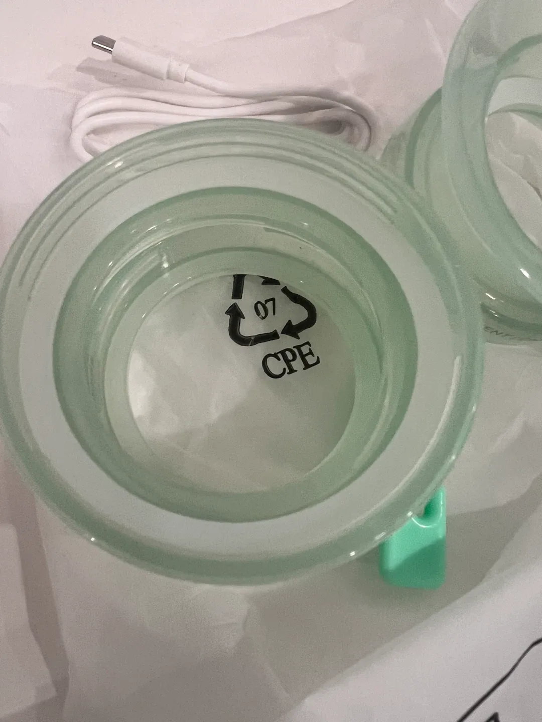 Momcozy Portable Bottle Warmer image indicator(4)