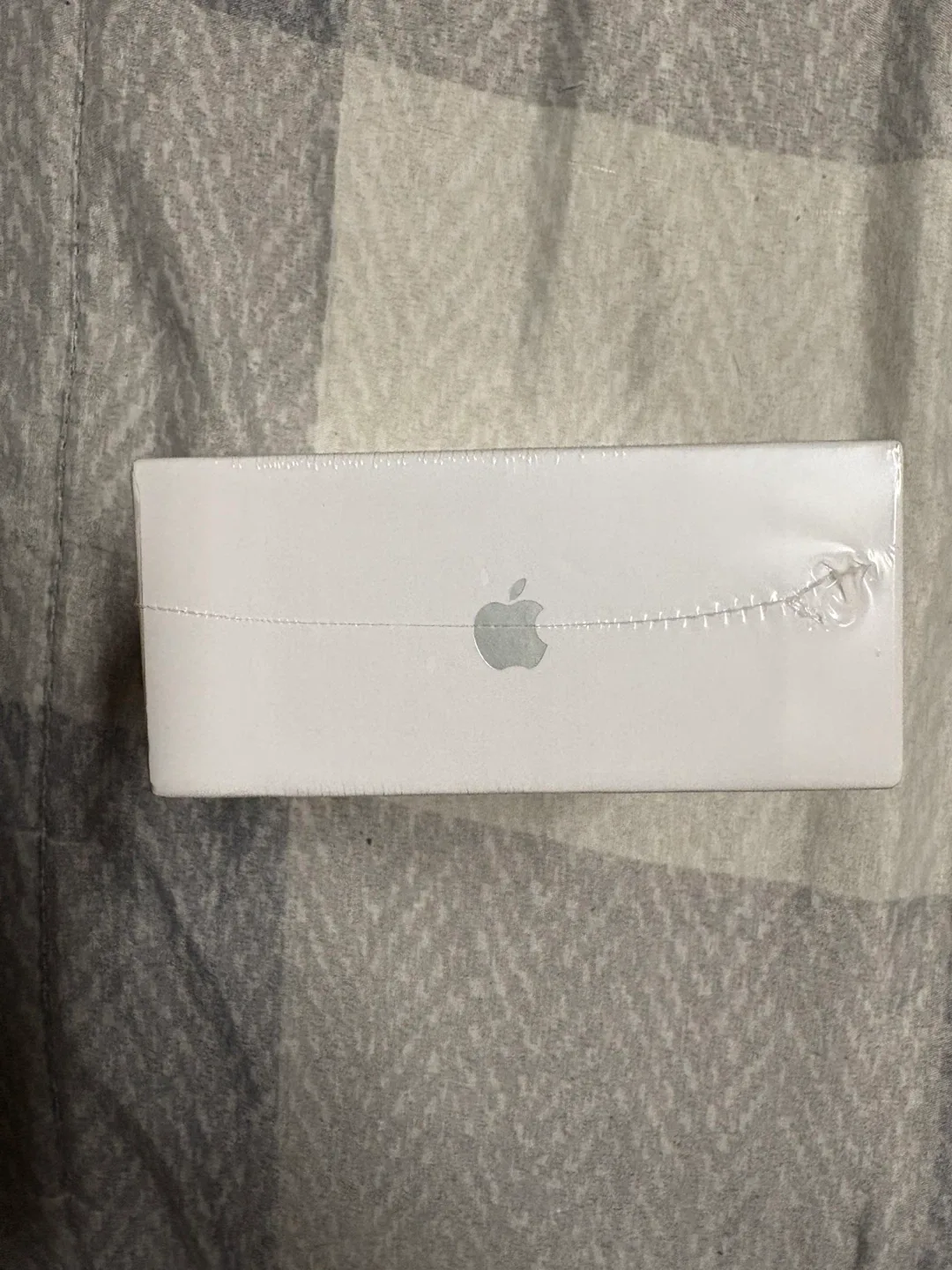 New Apple AirPods Pro (2nd Generation) image indicator(4)