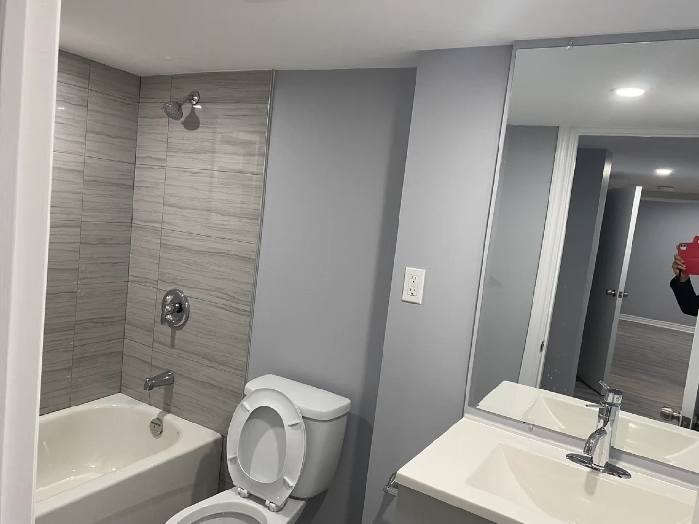 Legal 2bed/1bath basment for rent image indicator(6)