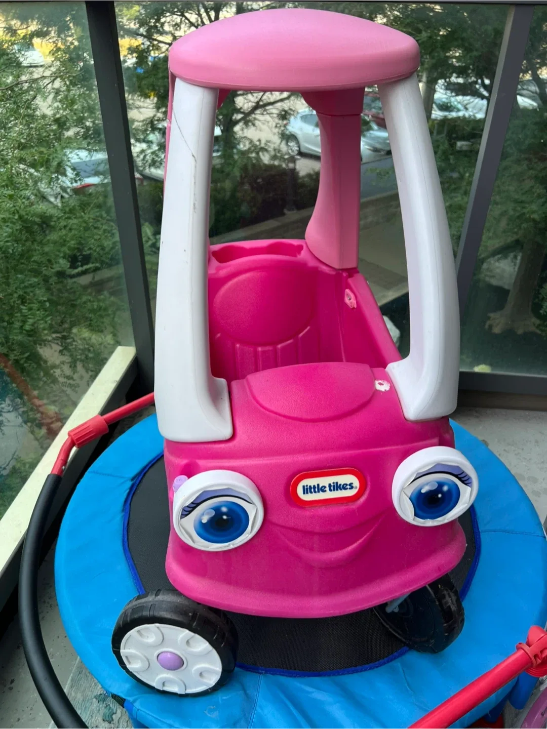 Little Tikes Princess Cozy Coupe & 3ft Trampoline image indicator(3)