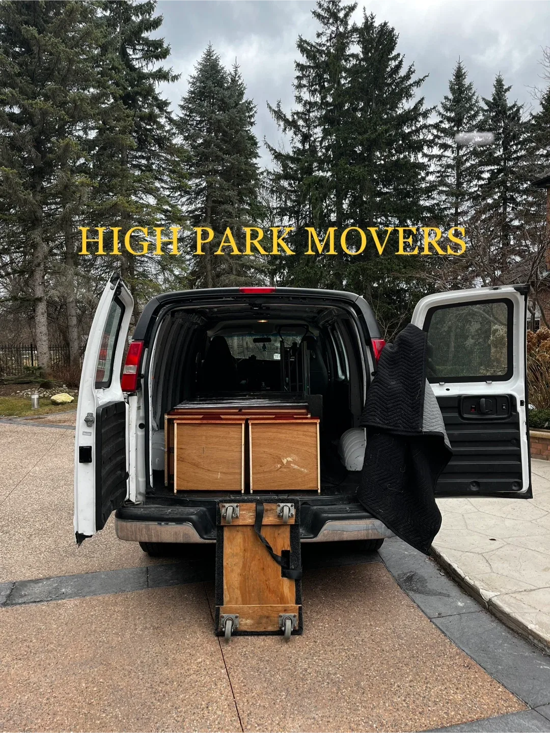 .M.O.V.E.R.S.  FURNITURE AND APPLIANCES. image indicator(2)