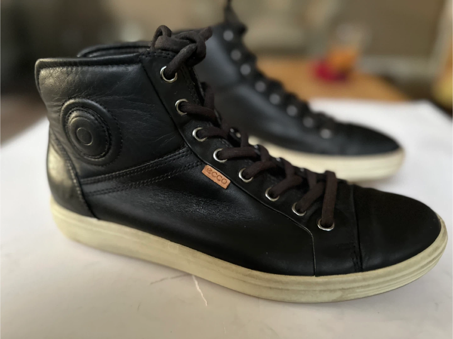 ECCO women’s Leather High-Top Sneakers, Size EUR 41/ US 10-10.5