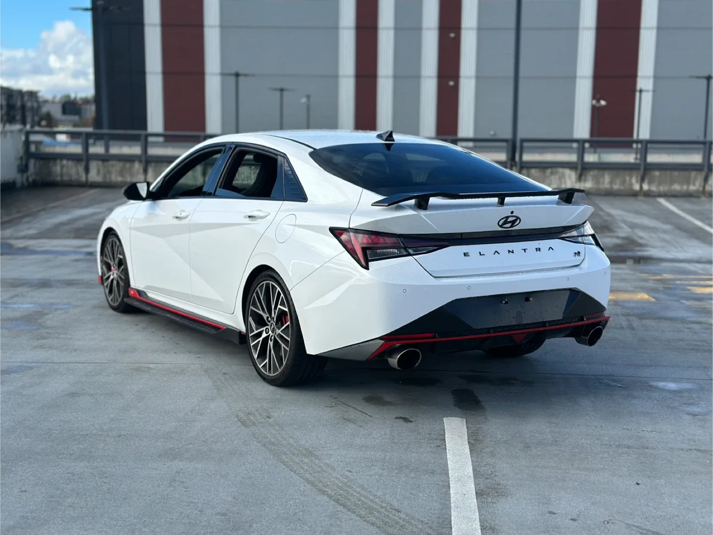 2023 Hyundai Elantra N-Line image indicator(2)