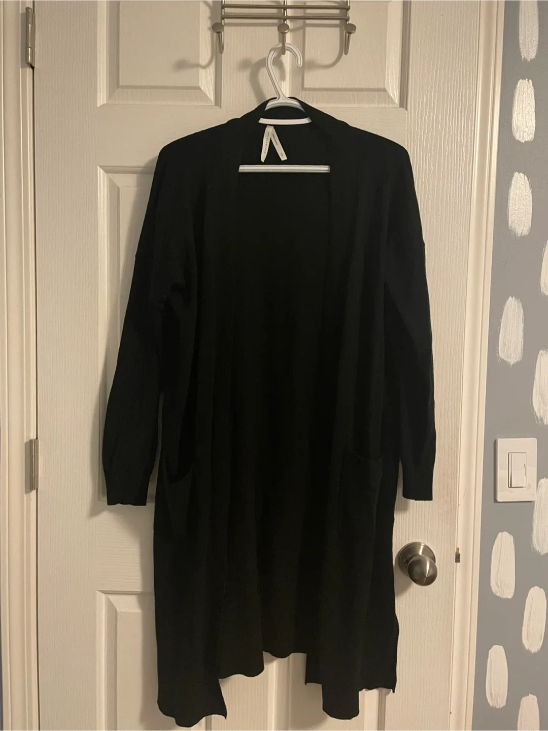 Dreamers by Debut Black Cardigan Size M/L thumbnail