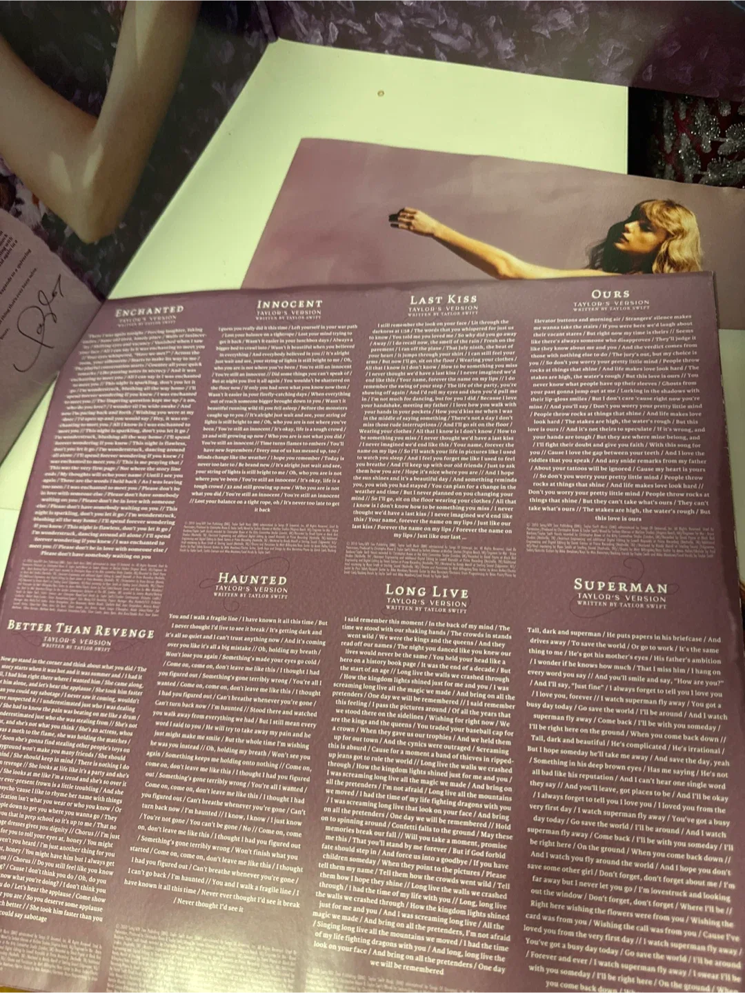 Taylor Swift Speak Now Vinyl - Lavender Marbled image indicator(4)