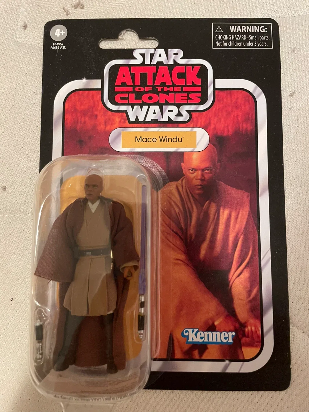 Star Wars Attack of the Clones Mace Windu Action Figure thumbnail