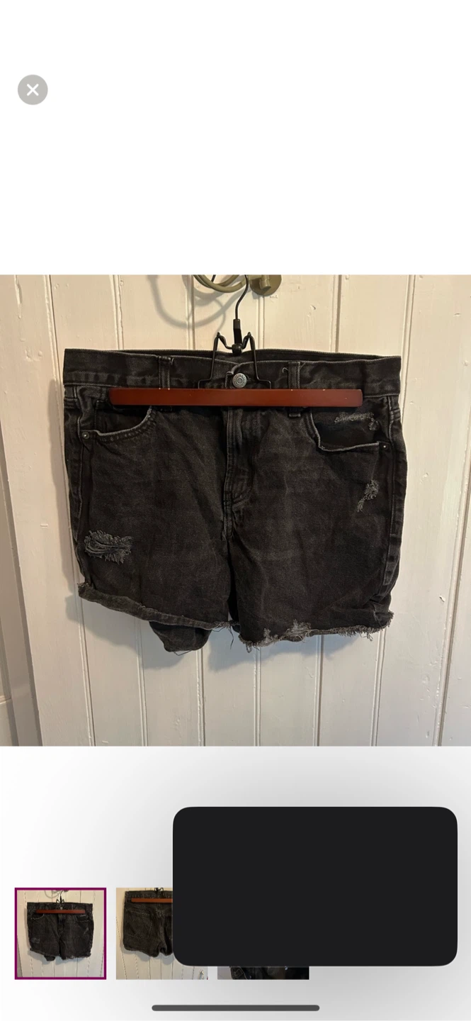 Old Navy Black Denim Shorts - Size 6