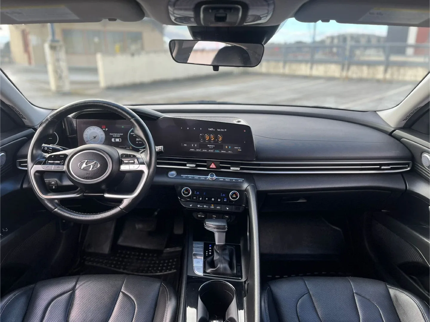 2023 Hyundai Elantra Hybrid image indicator(7)