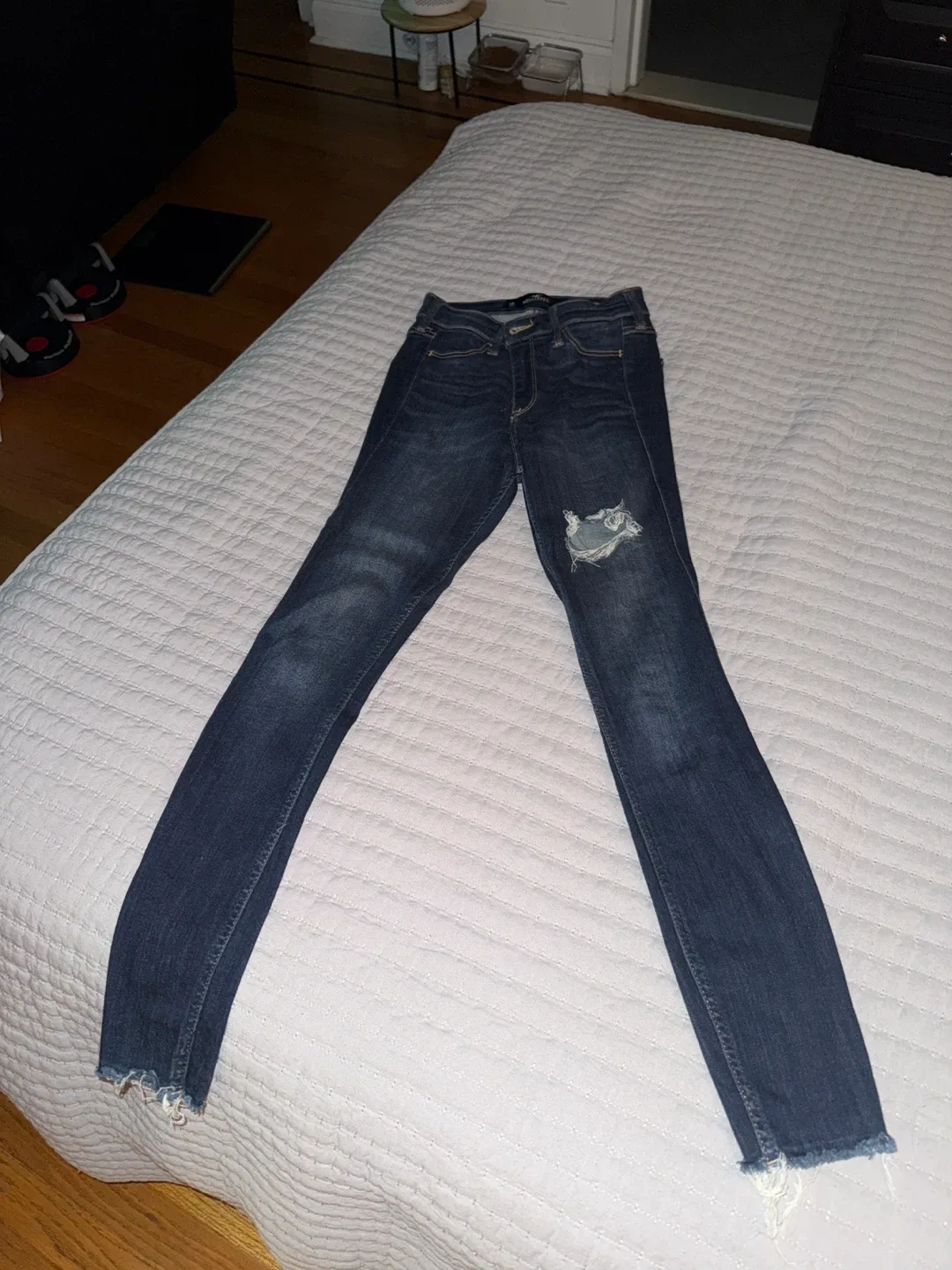 Hollister High Rise Jeans Legging Crop W24 L26 thumbnail