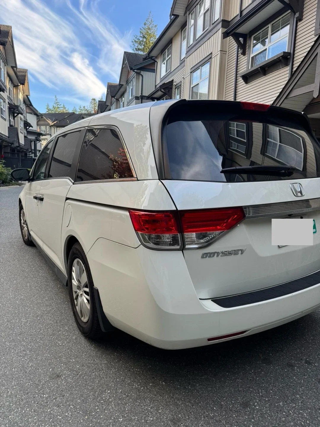 2016 Honda Odyssey *cash deal, VERY negotiable* image indicator(3)