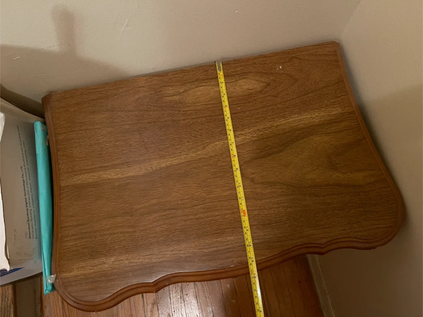 🥕 Wooden 2-Drawer Nightstand image indicator(4)