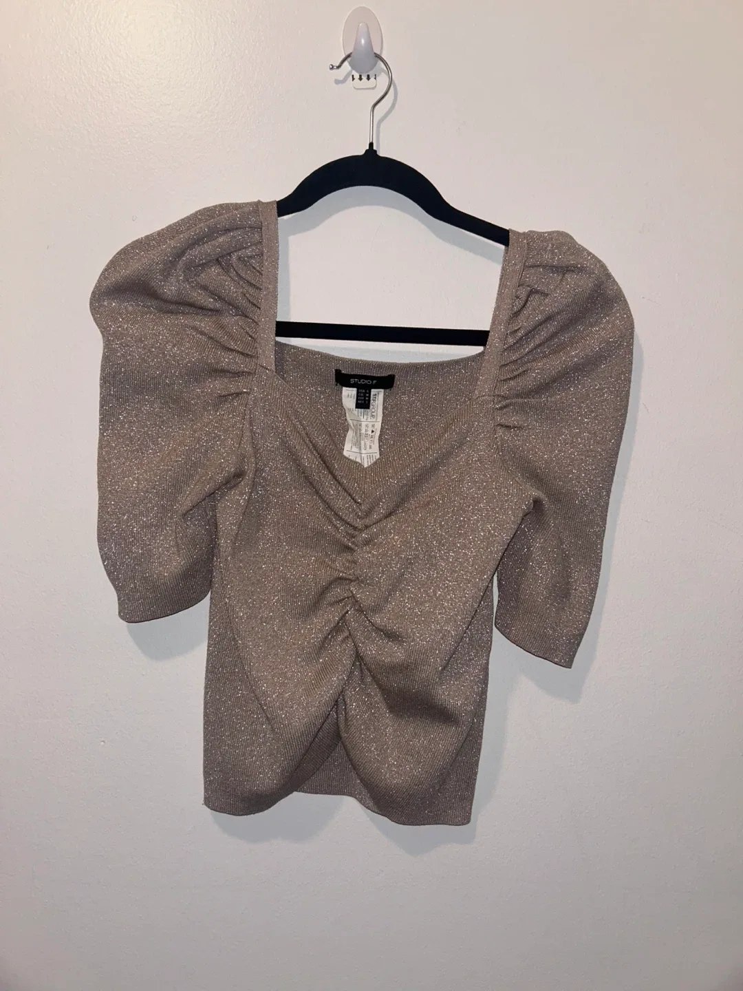 Studio K Puff Sleeve Top - Size S thumbnail