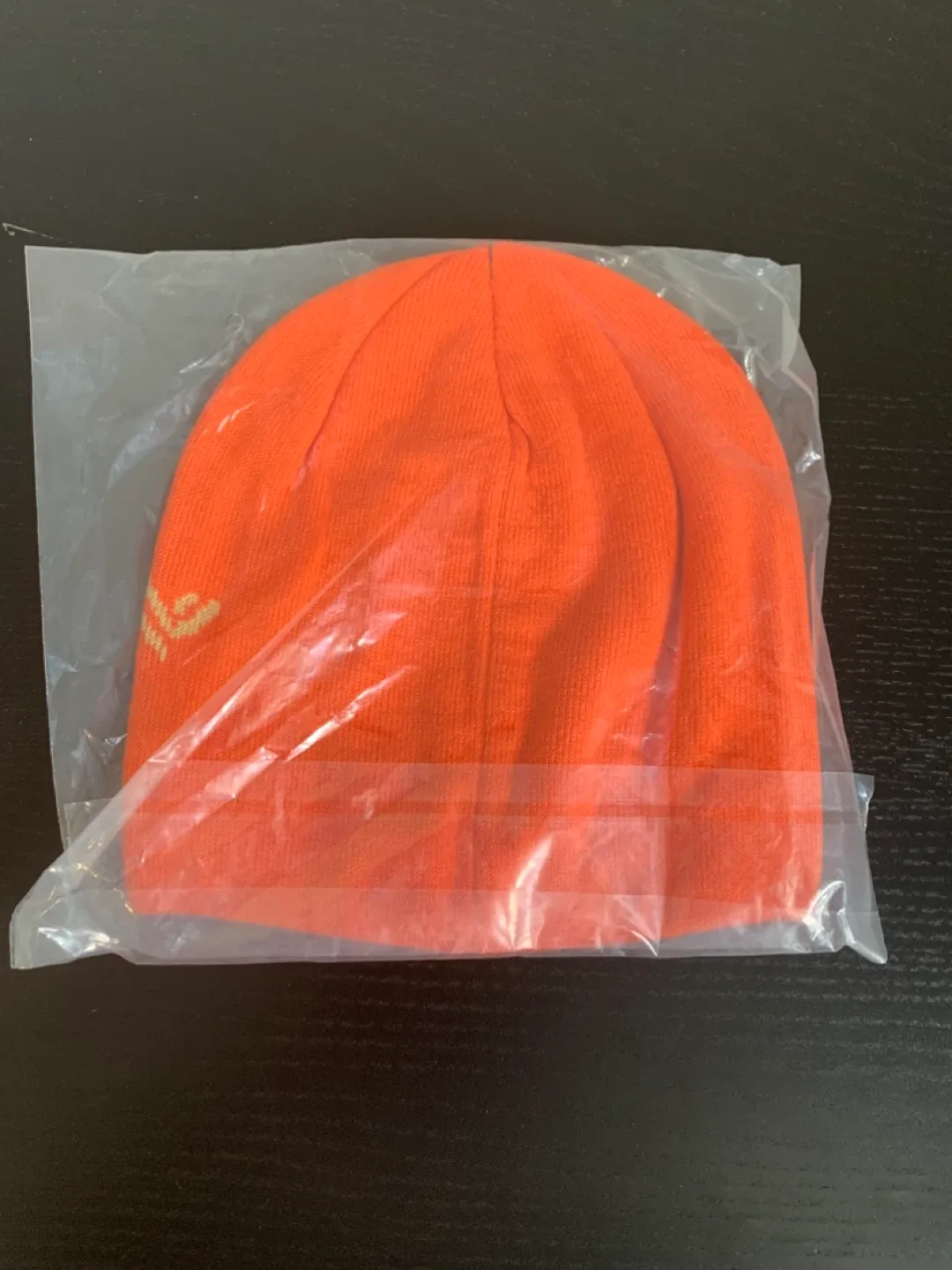 New Arc'teryx Bird Head Toque/Beanie - Orange image indicator(2)