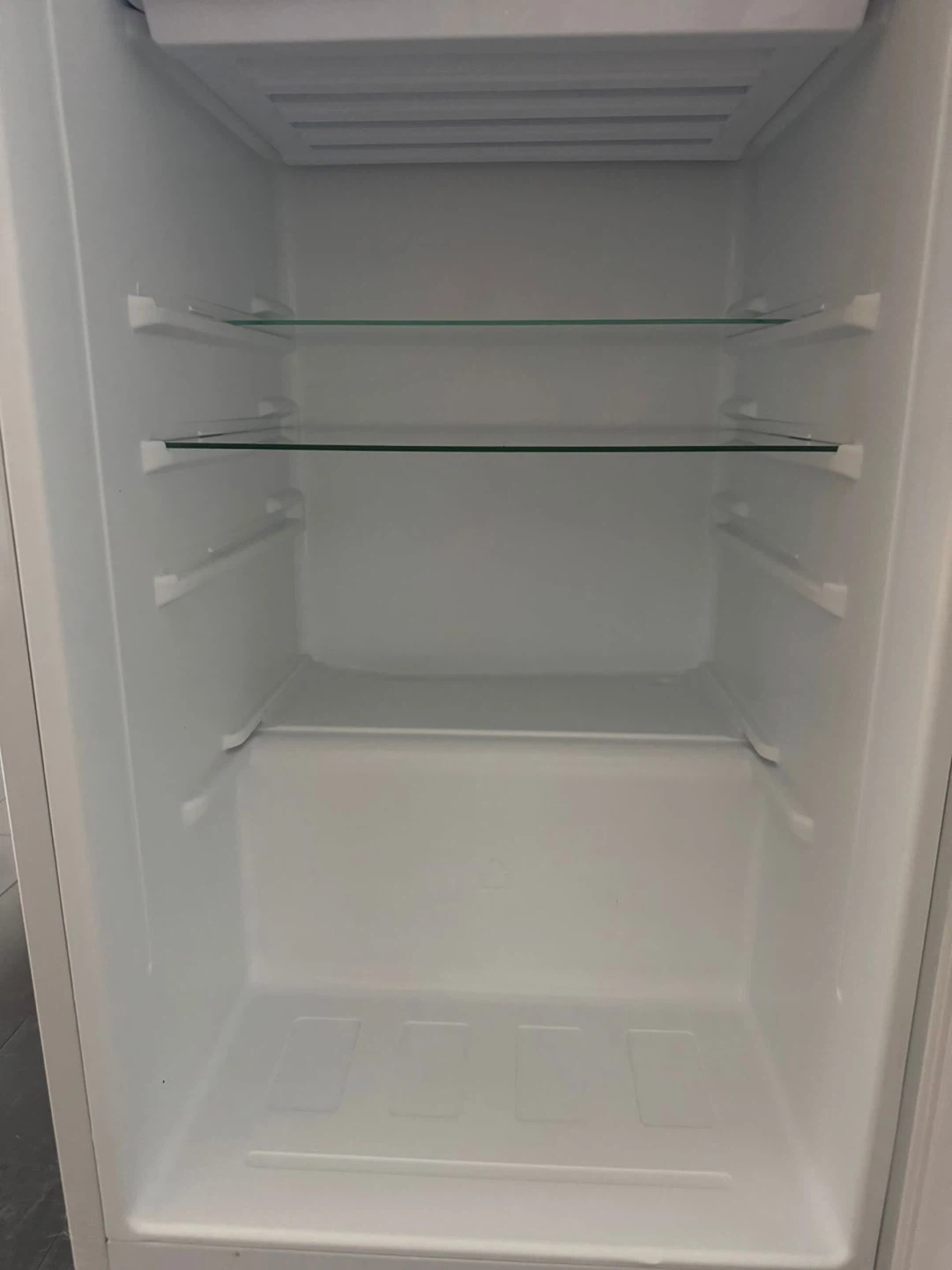 Hamilton Beach Compact Mini Fridge - White - photo 2