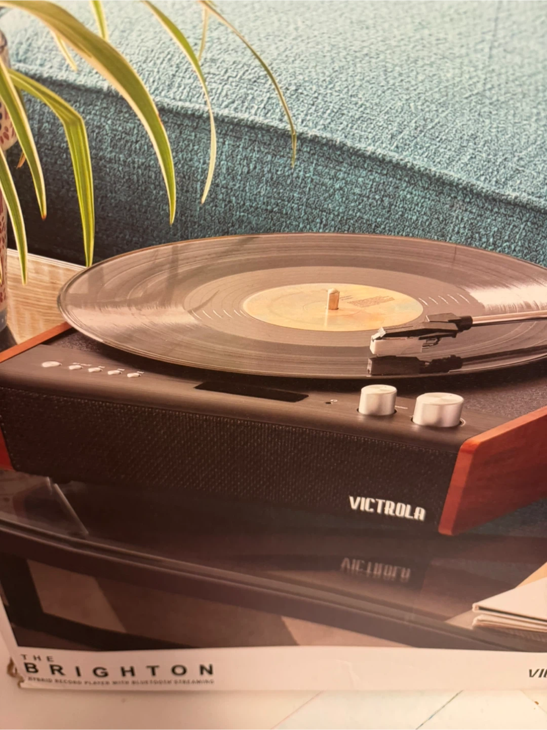 Victrola Brighton 3-Speed Record Player - Bluetooth Streaming - photo 2