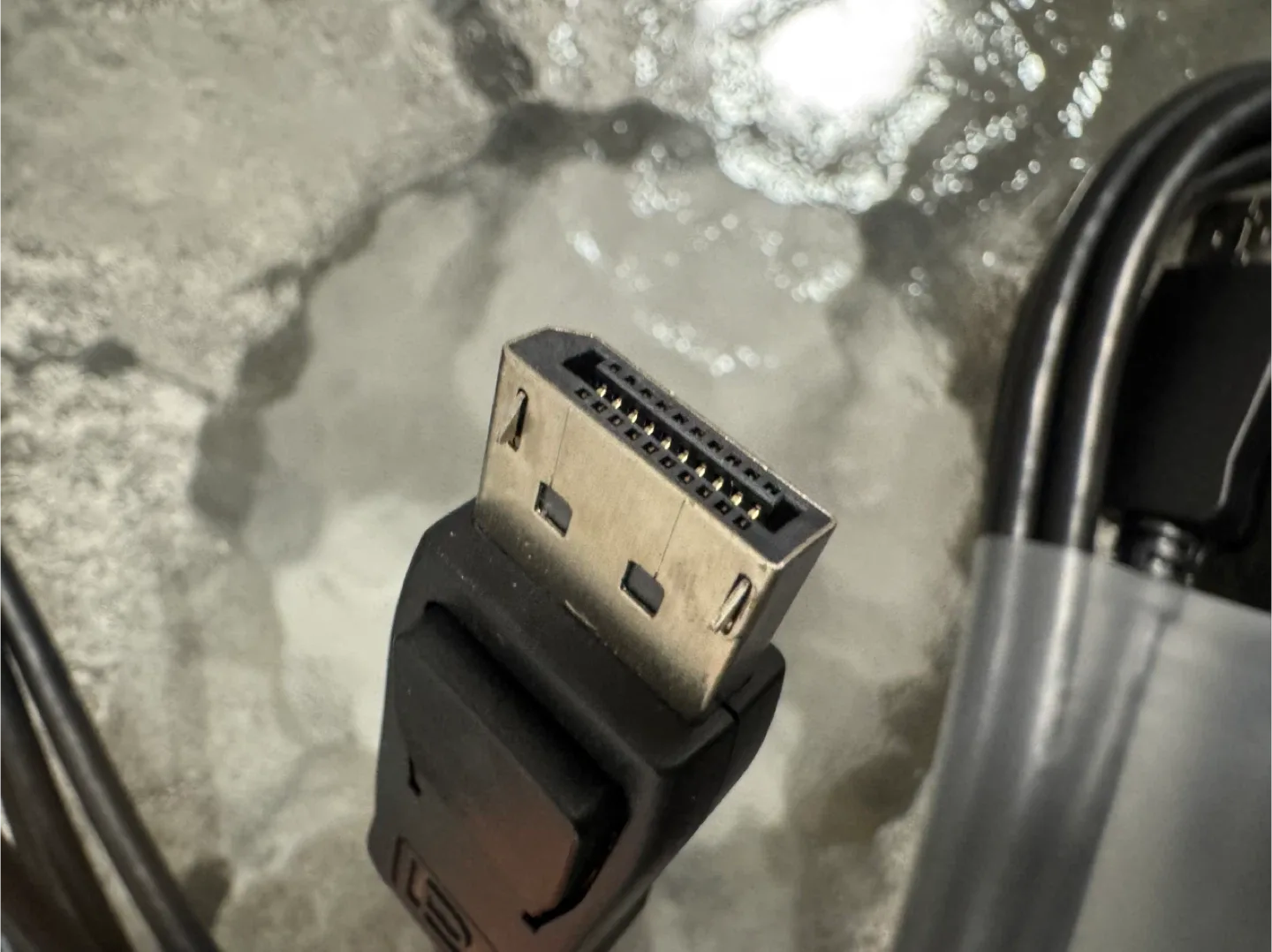 DisplayPort Cable image indicator(2)