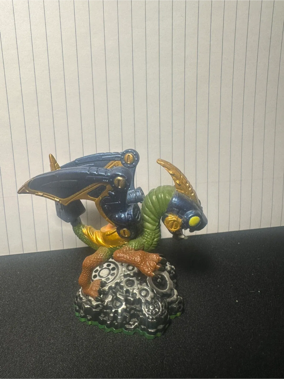 Skylanders Drobot Figure thumbnail