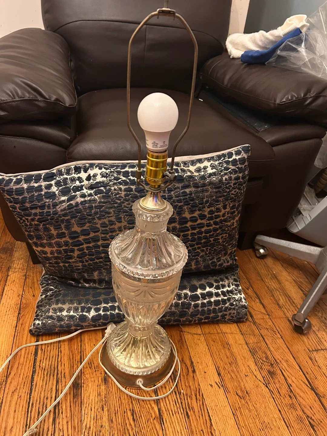 🥕 Vintage 1960s Zaječar Table Lamp Hollywood Regency Style thumbnail