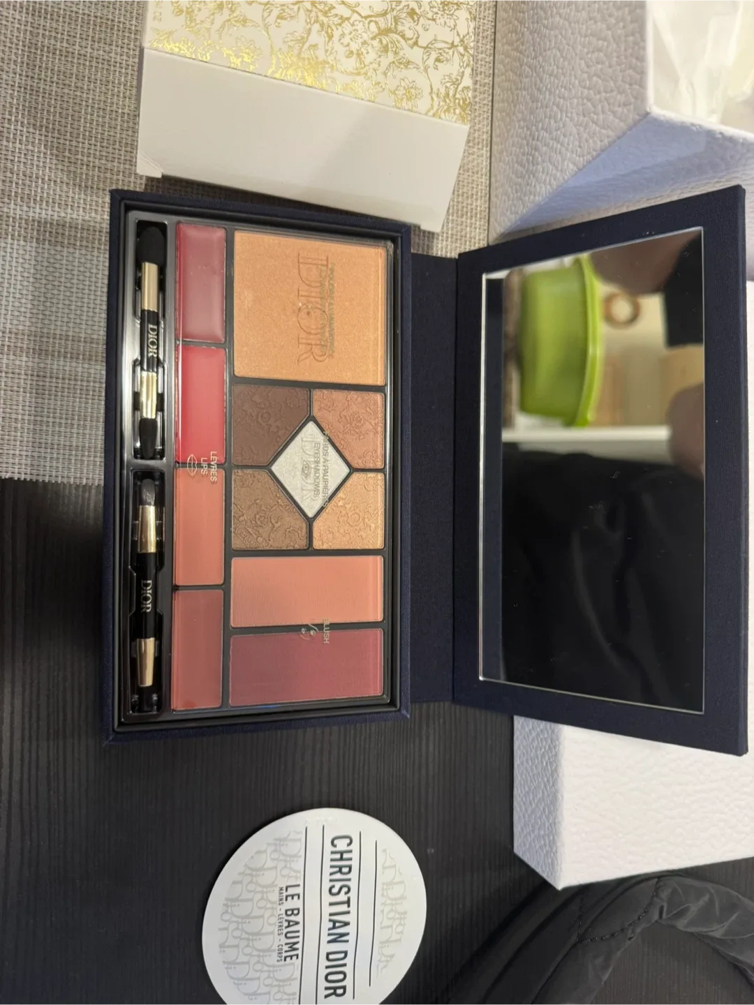 Dior Ecrin Couture Iconic Makeup Colours Palette image indicator(3)