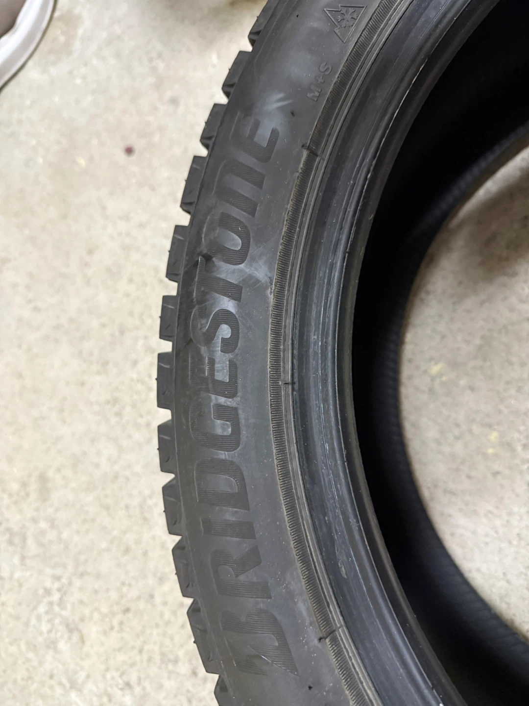 Bridgestone WS90FZ 205/50R17 Winter Tire - photo 2