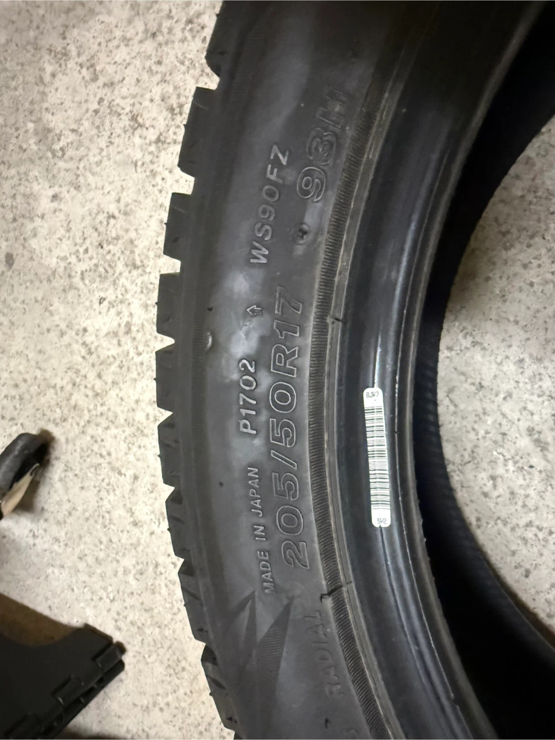 Bridgestone WS90FZ 205/50R17 Winter Tire - photo 3