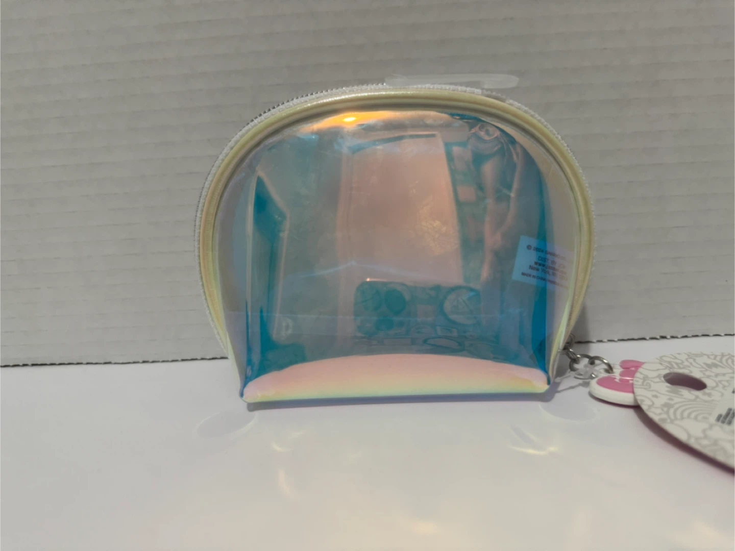 Hello Kitty Iridescent Cosmetic Bag - New - photo 2