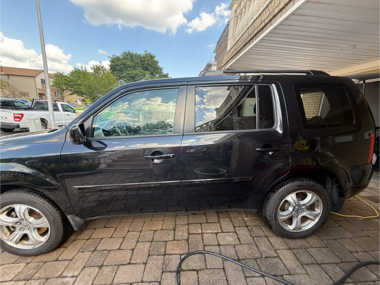 Honda Pilot 4WD SUV image indicator(3)