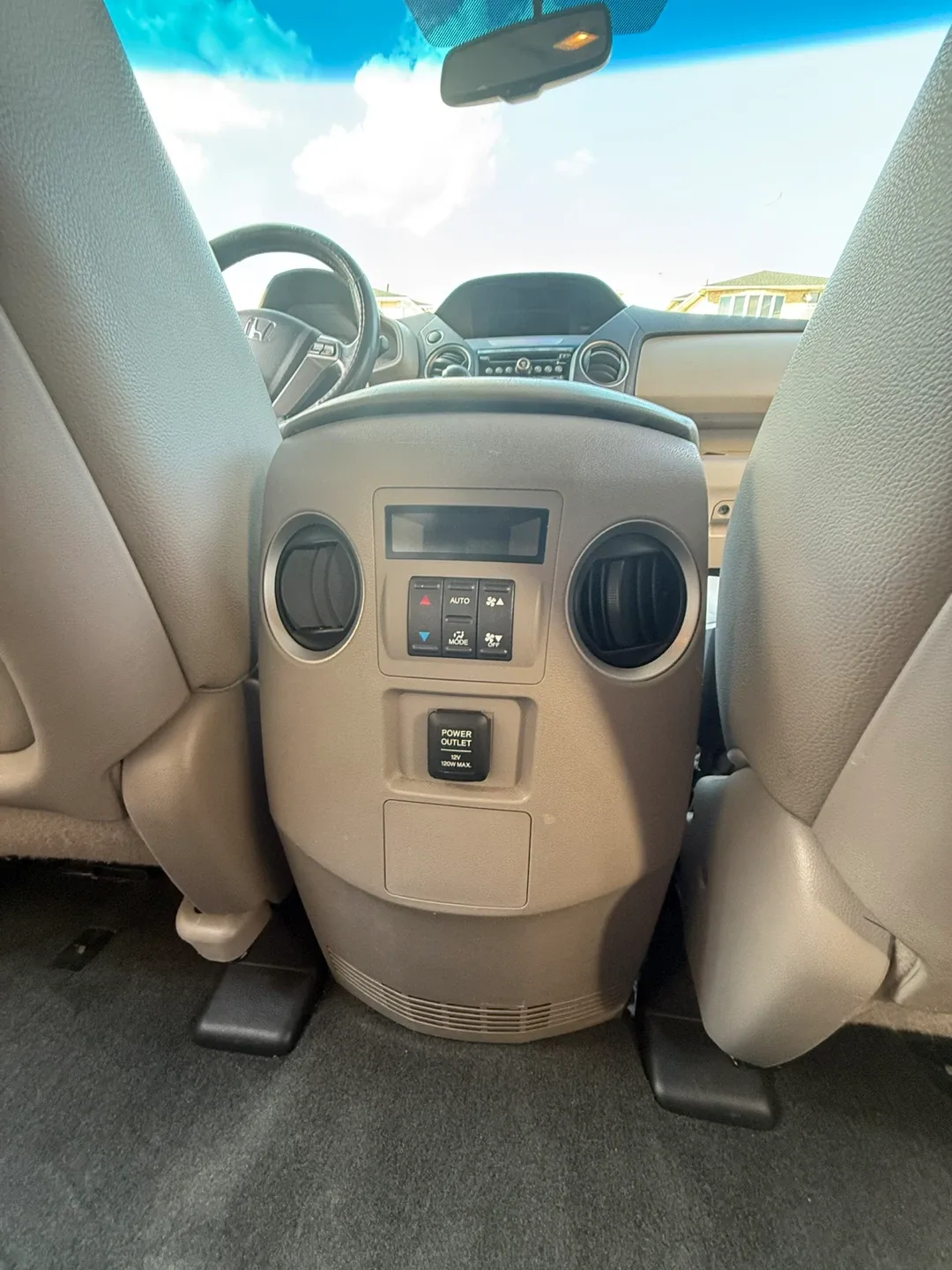 Honda Pilot 4WD SUV image indicator(8)